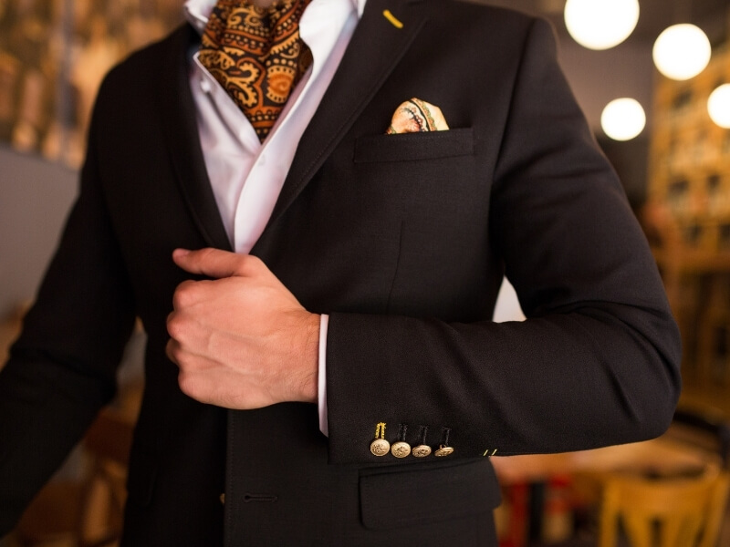 Smart Casual for Professionals: Balancing Comfort and Elegance
